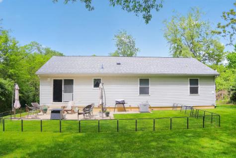 453 Greenlawn Drive Howard OH 43028