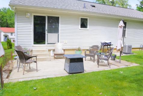 453 Greenlawn Drive Howard OH 43028