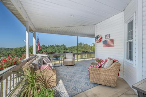 21311 Coshocton Road Howard OH 43028