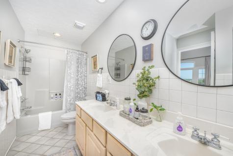 21311 Coshocton Road Howard OH 43028