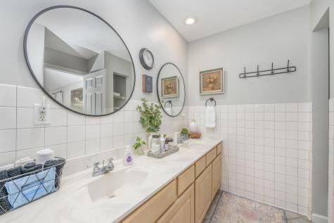 21311 Coshocton Road Howard OH 43028