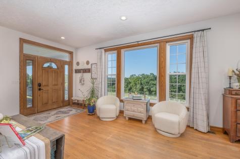 21311 Coshocton Road Howard OH 43028