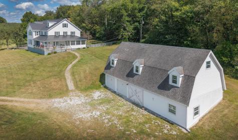 21311 Coshocton Road Howard OH 43028