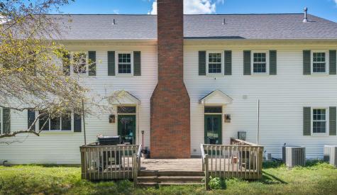 21311 Coshocton Road Howard OH 43028