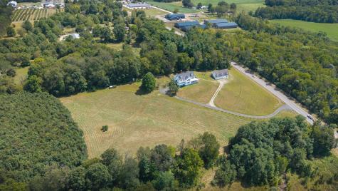 21311 Coshocton Road Howard OH 43028