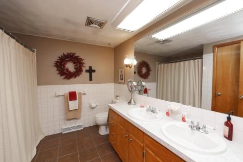 11810 Woodview Lane Fredericktown OH 43019