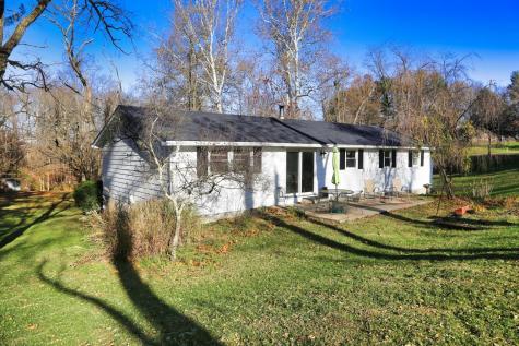 11810 Woodview Lane Fredericktown OH 43019