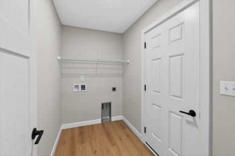 532 Floral Valley W Howard OH 43028