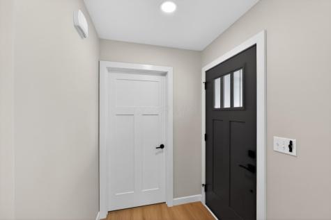 532 Floral Valley W Howard OH 43028
