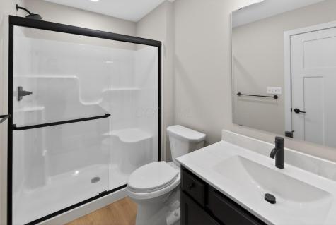532 Floral Valley W Howard OH 43028