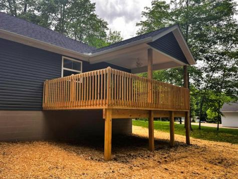 532 Floral Valley W Howard OH 43028