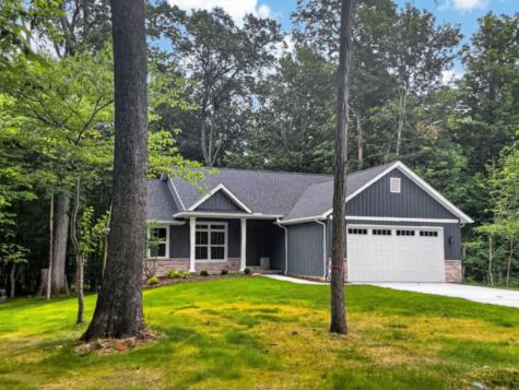 532 Floral Valley W Howard OH 43028