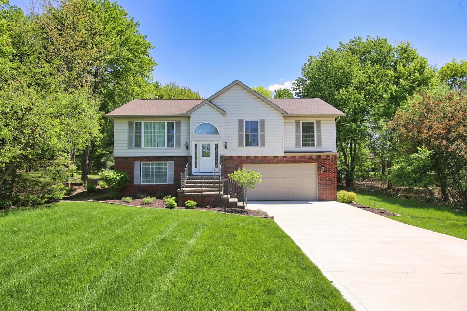 2568 Apple Valley Drive Howard OH 43028