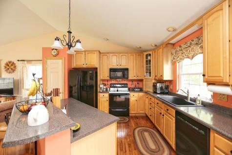 2568 Apple Valley Drive Howard OH 43028