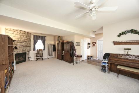 2568 Apple Valley Drive Howard OH 43028