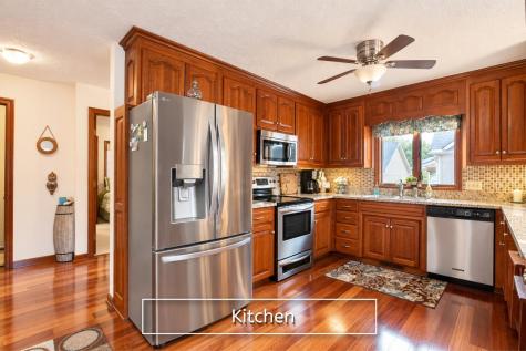 405 Lakeview Heights Drive Howard OH 43028