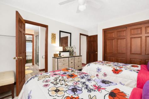 405 Lakeview Heights Drive Howard OH 43028