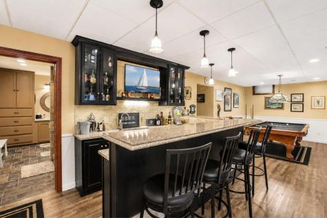 405 Lakeview Heights Drive Howard OH 43028