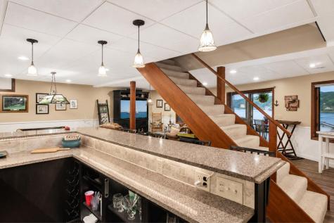 405 Lakeview Heights Drive Howard OH 43028