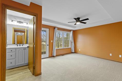 70 Queensway Court Howard OH 43028