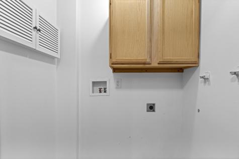 70 Queensway Court Howard OH 43028