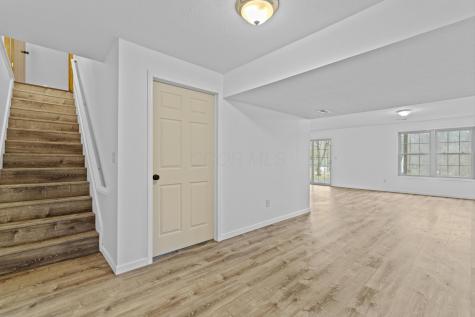 70 Queensway Court Howard OH 43028