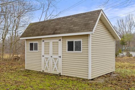 70 Queensway Court Howard OH 43028