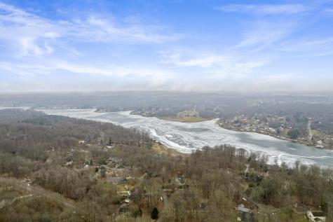 70 Queensway Court Howard OH 43028