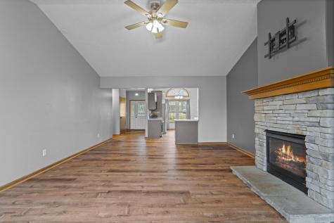 70 Queensway Court Howard OH 43028