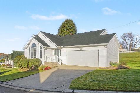 17 Waters Edge Drive Mount Vernon OH 43050