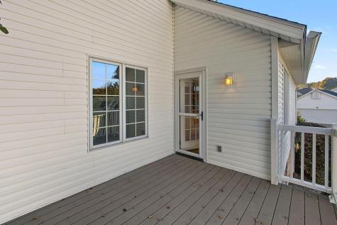 17 Waters Edge Drive Mount Vernon OH 43050
