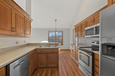 17 Waters Edge Drive Mount Vernon OH 43050
