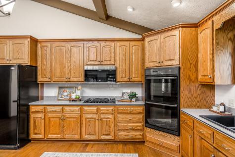 4045 Apple Valley Drive Howard OH 43028
