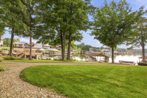 4045 Apple Valley Drive Howard OH 43028