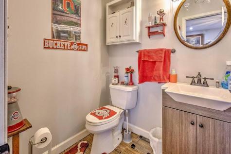 3807 Apple Valley Drive Howard OH 43028