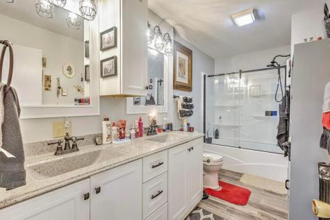 3807 Apple Valley Drive Howard OH 43028