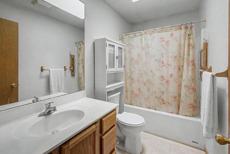 707 Greenbriar Circle Howard OH 43028