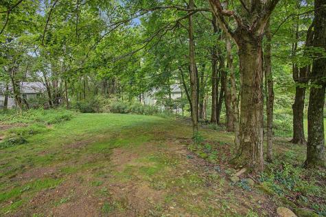 707 Greenbriar Circle Howard OH 43028