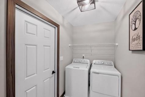 1085 Apple Valley Drive Howard OH 43028