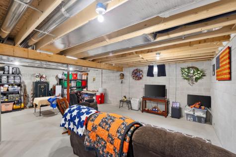 1085 Apple Valley Drive Howard OH 43028