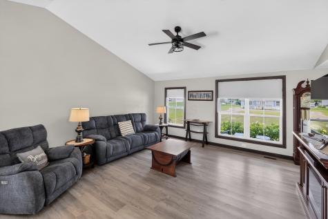1085 Apple Valley Drive Howard OH 43028
