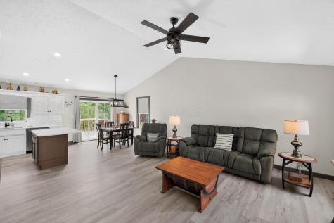 1085 Apple Valley Drive Howard OH 43028