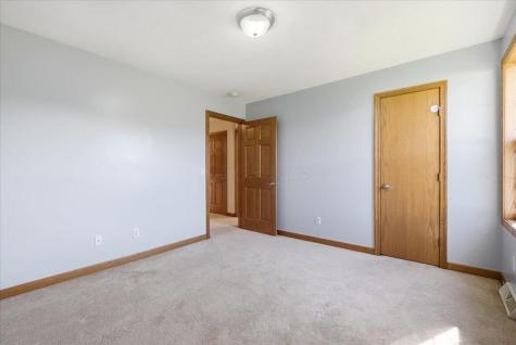 87 Struble Circle Fredericktown OH 43019