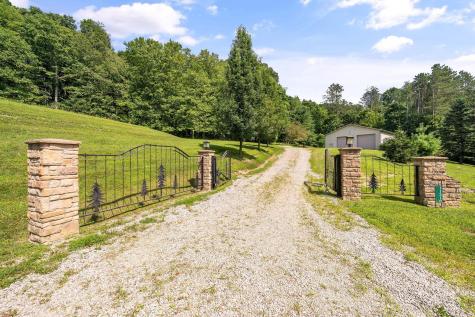 11310 Riley Chapel Road Danville OH 43014