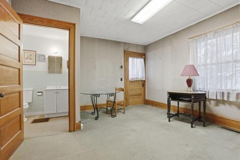 102 E Gambier Street Mount Vernon OH 43050