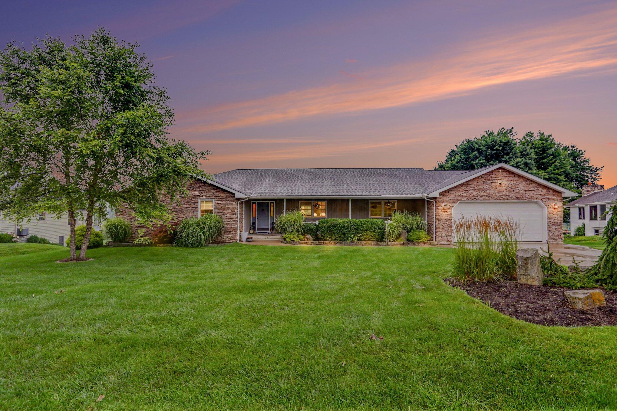 922 Fairway Drive Howard OH 43028