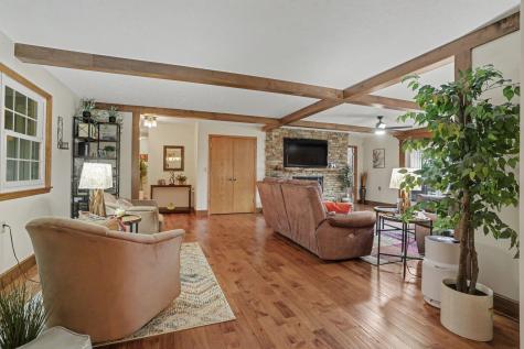 922 Fairway Drive Howard OH 43028
