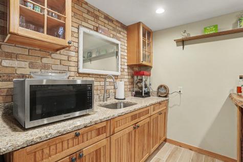 922 Fairway Drive Howard OH 43028