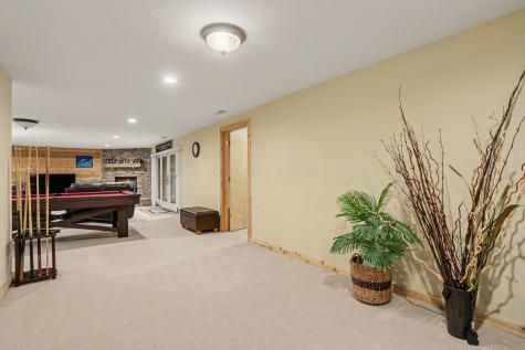 922 Fairway Drive Howard OH 43028