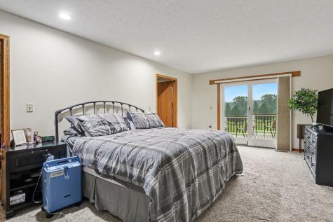 922 Fairway Drive Howard OH 43028